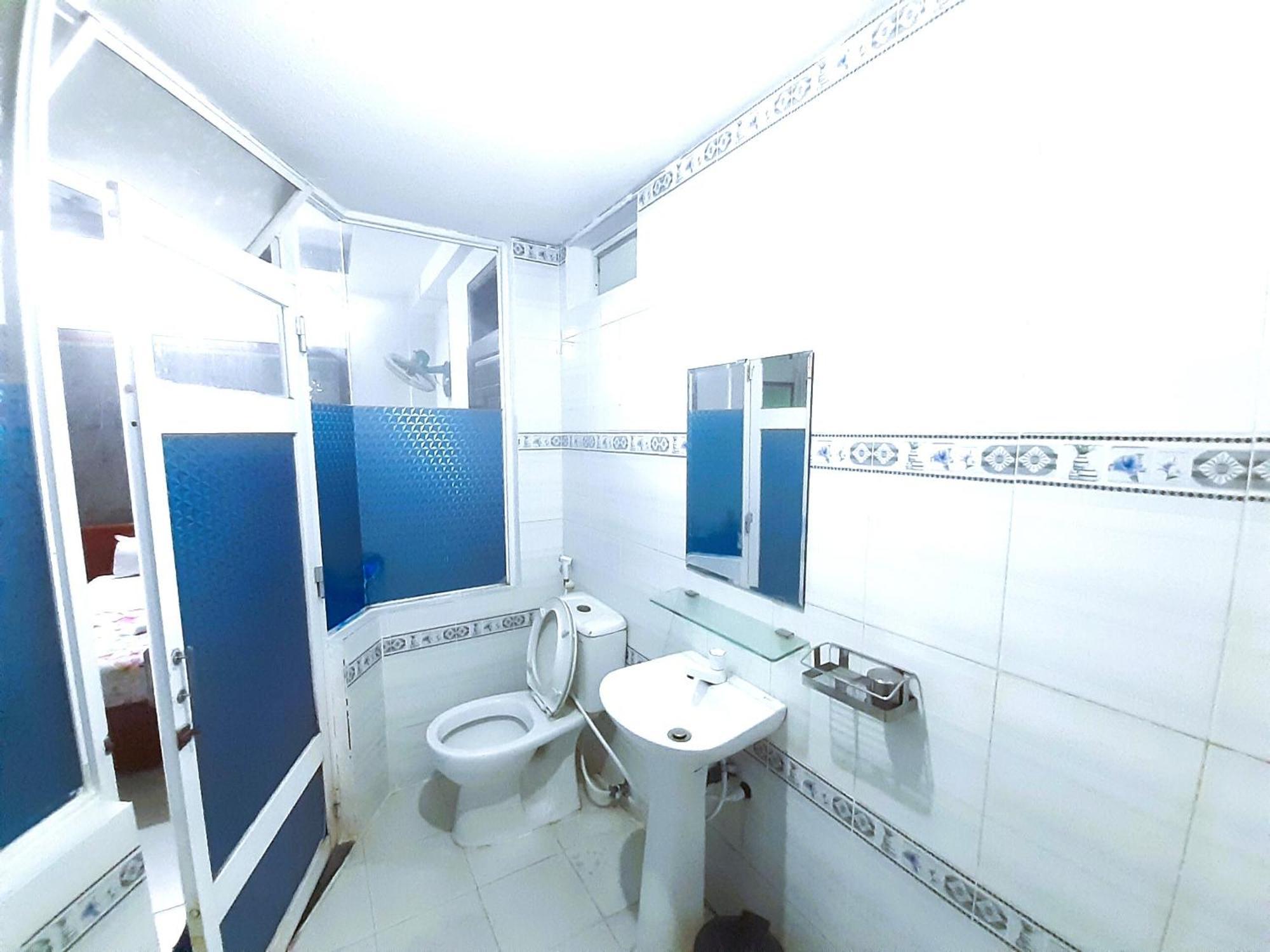 Cam Tho Khách sạn