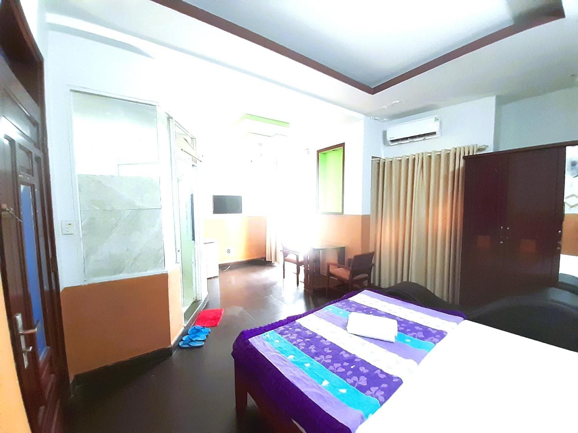 Cam Tho Hotel 2*