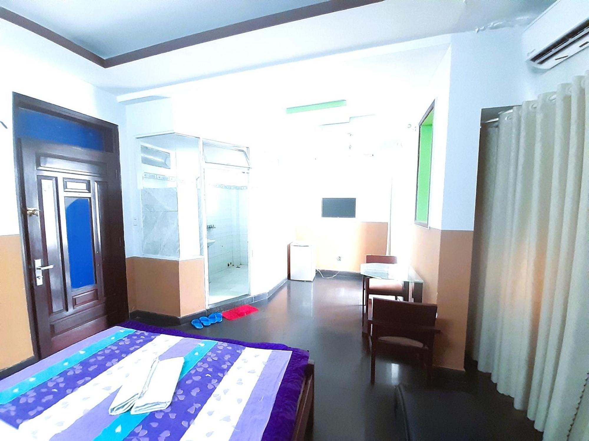 Cam Tho Hotel 2*